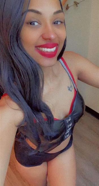1240440511, female escort, Frederick